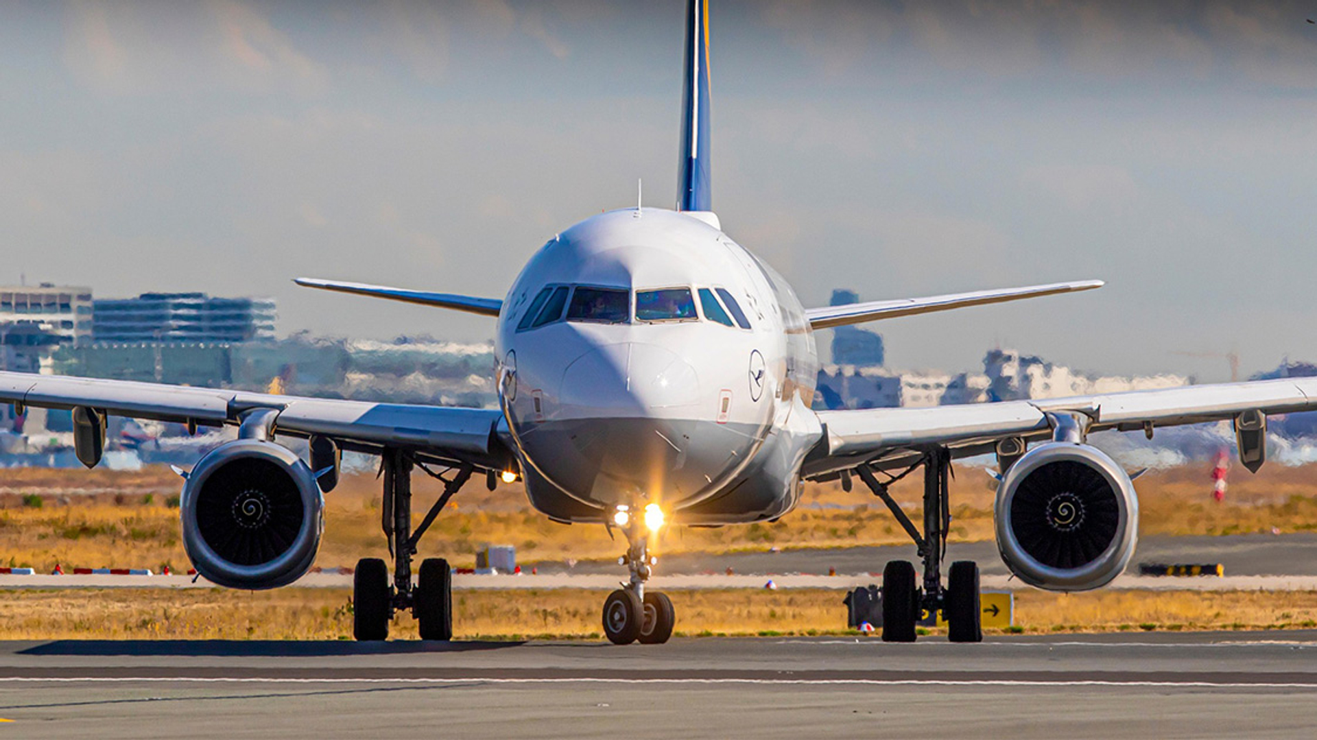 Afbeelding van "Veel bedrijven vervullen voornemers om minder te vliegen"