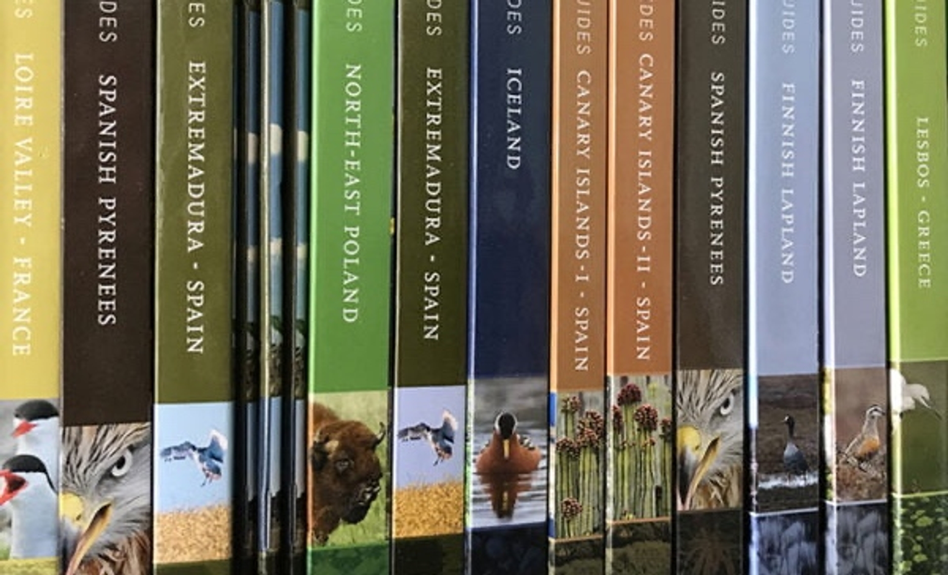 crossbill-guides-books_02-600x400-2