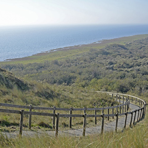 NAM legt gasboringen onder Ameland per direct stil