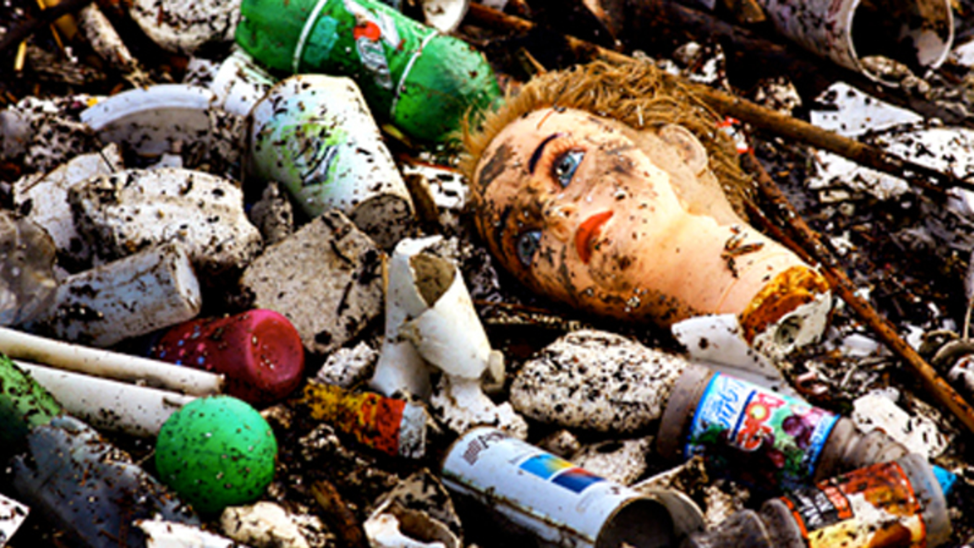 Plastic_donkersten.jpg