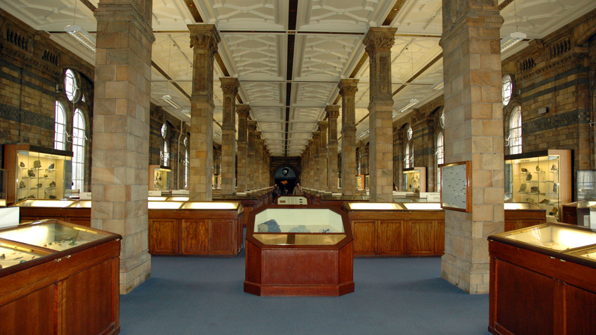 nathistorischmuseum.jpg