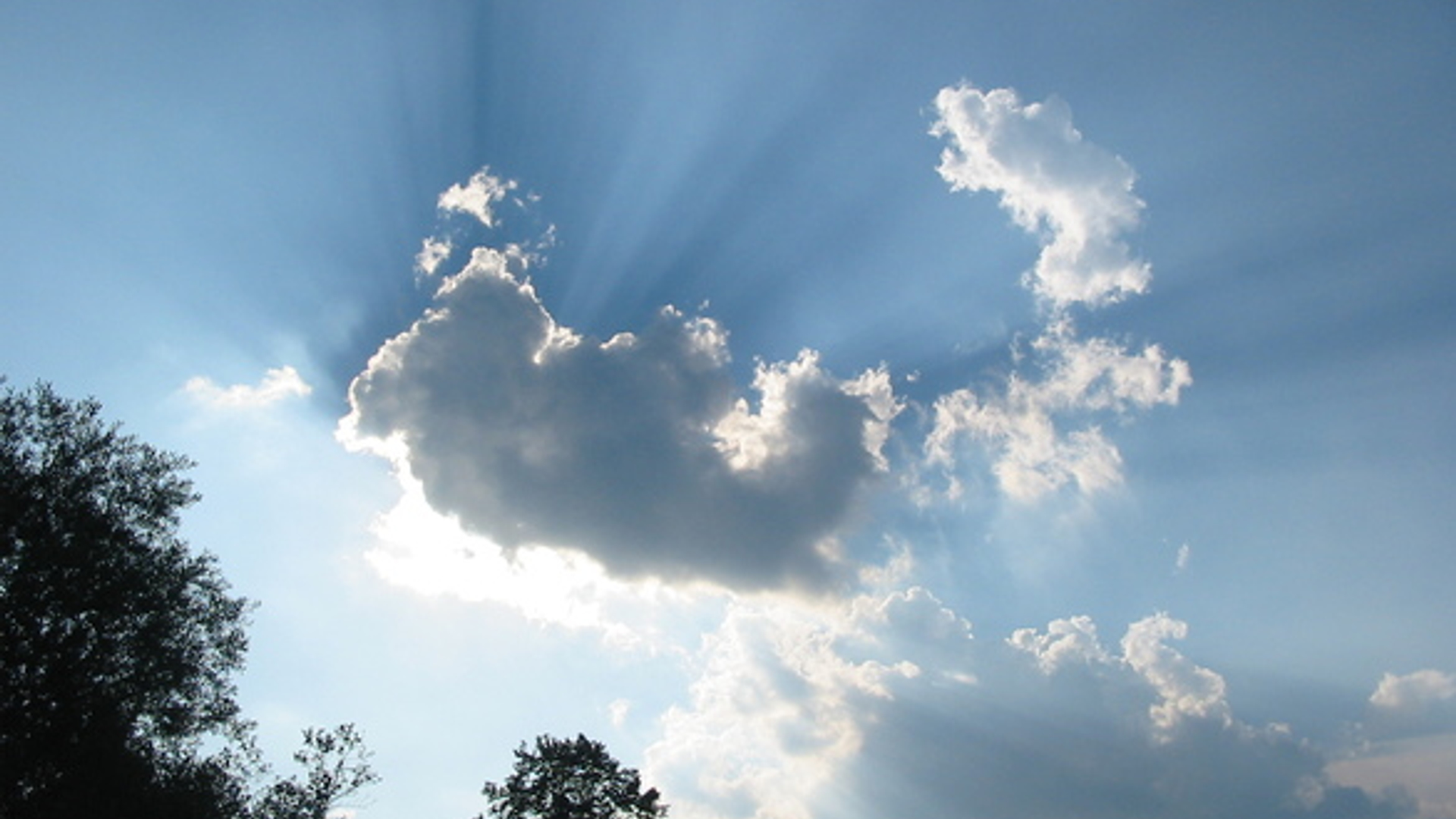 cloud-1563820.jpg