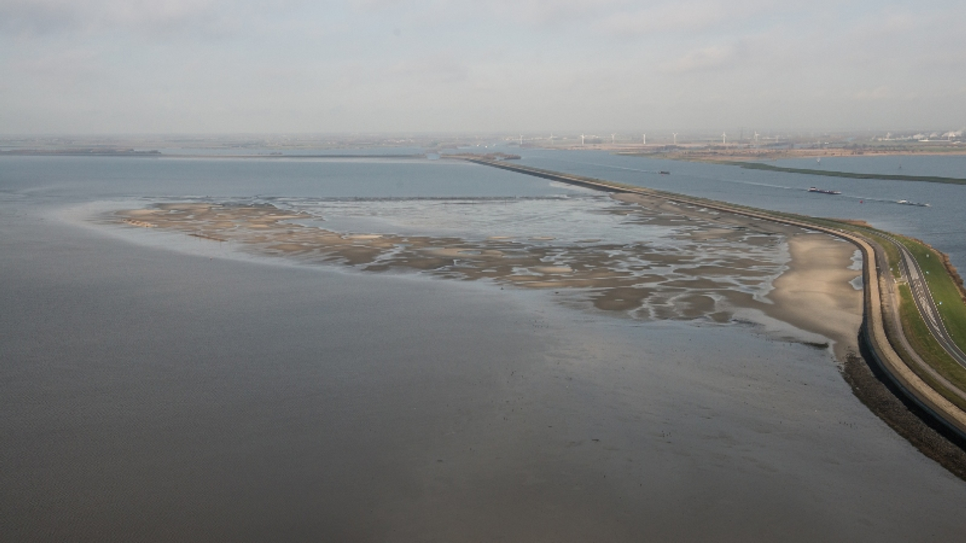 Oesterdam_zandsuppletie_RWS_14.jpg