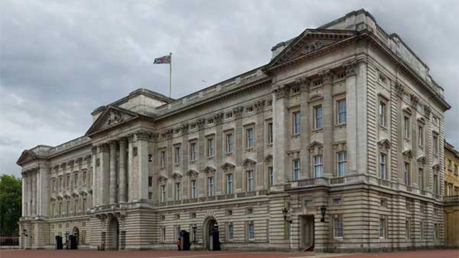 buckingham-palace.jpg