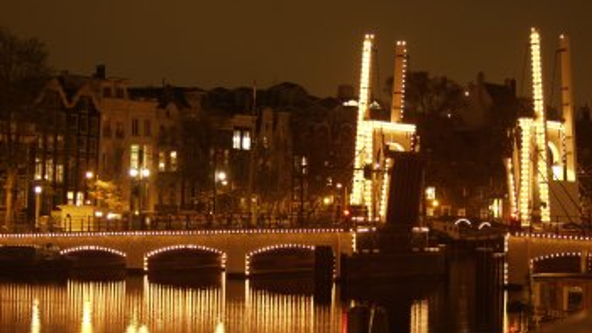 amsterdam_bij_nacht.jpg