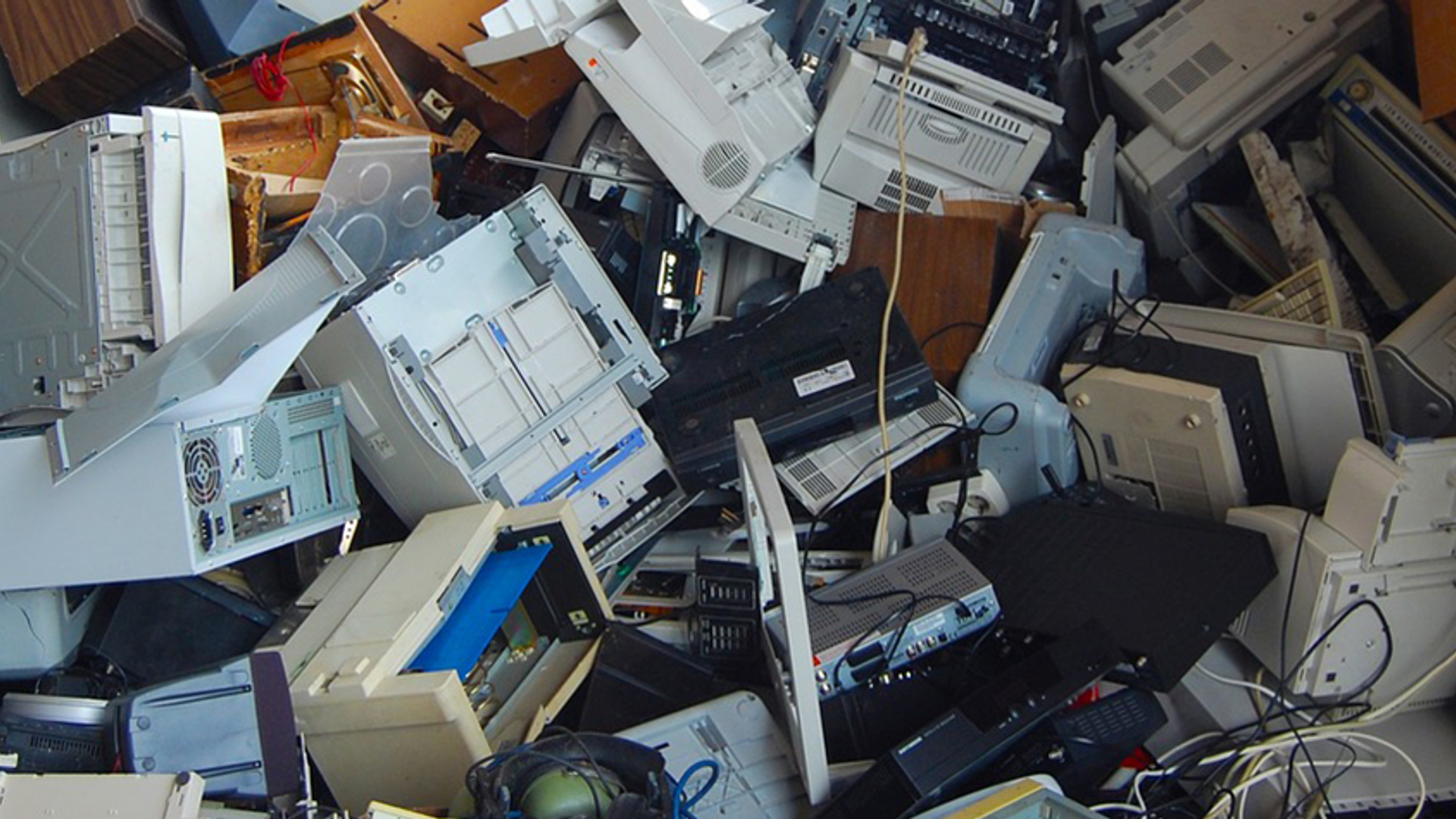 e-wast_computer_afval