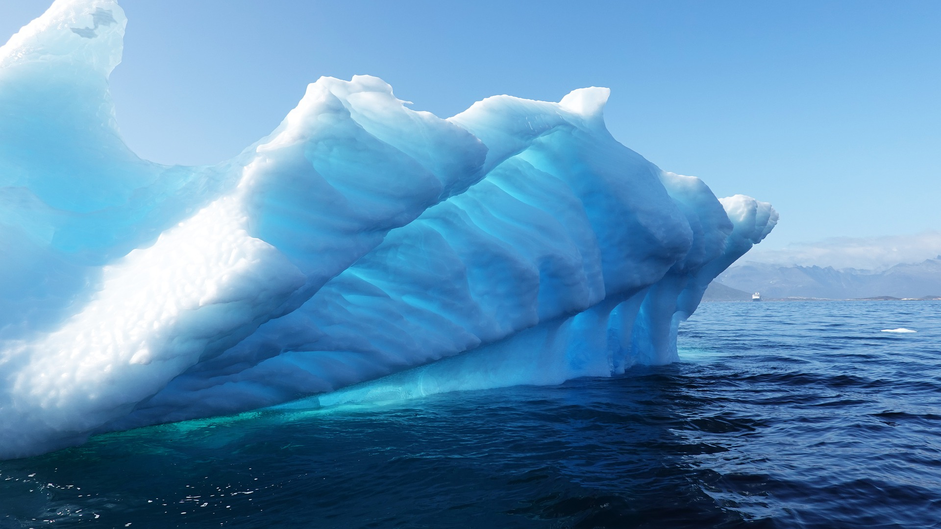 iceberg-4498677_1920