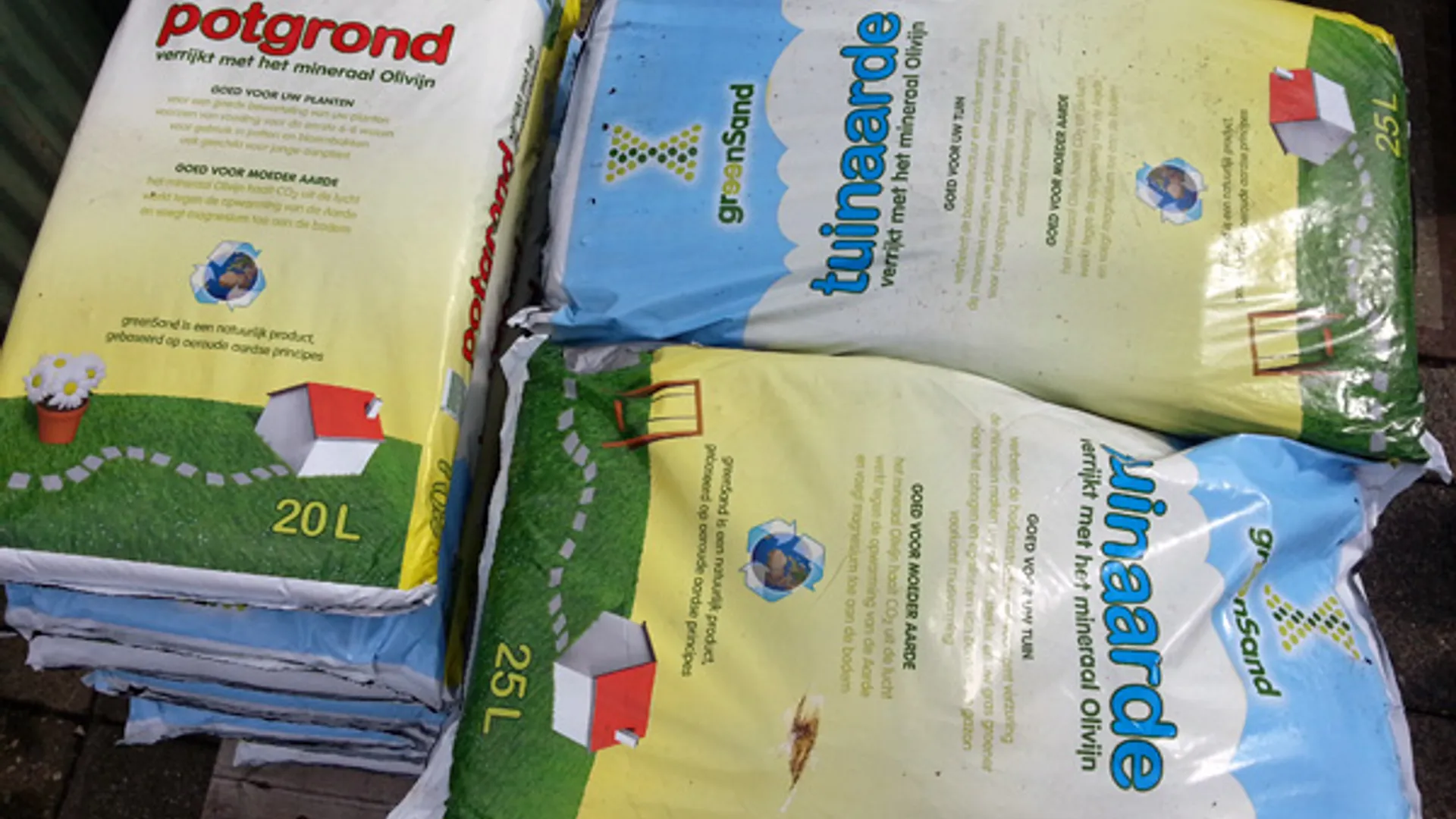 greenSand-zakken.jpg