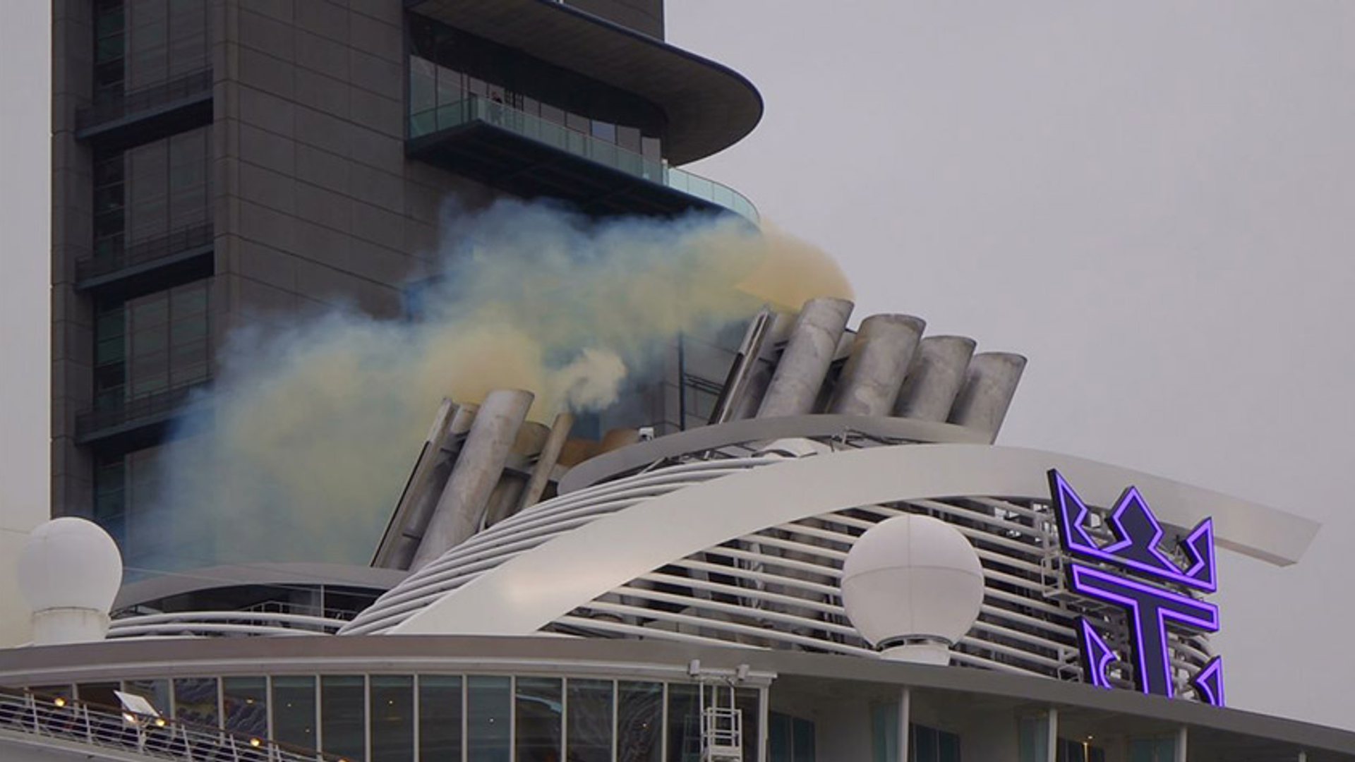 Uitstoot cruiseschip