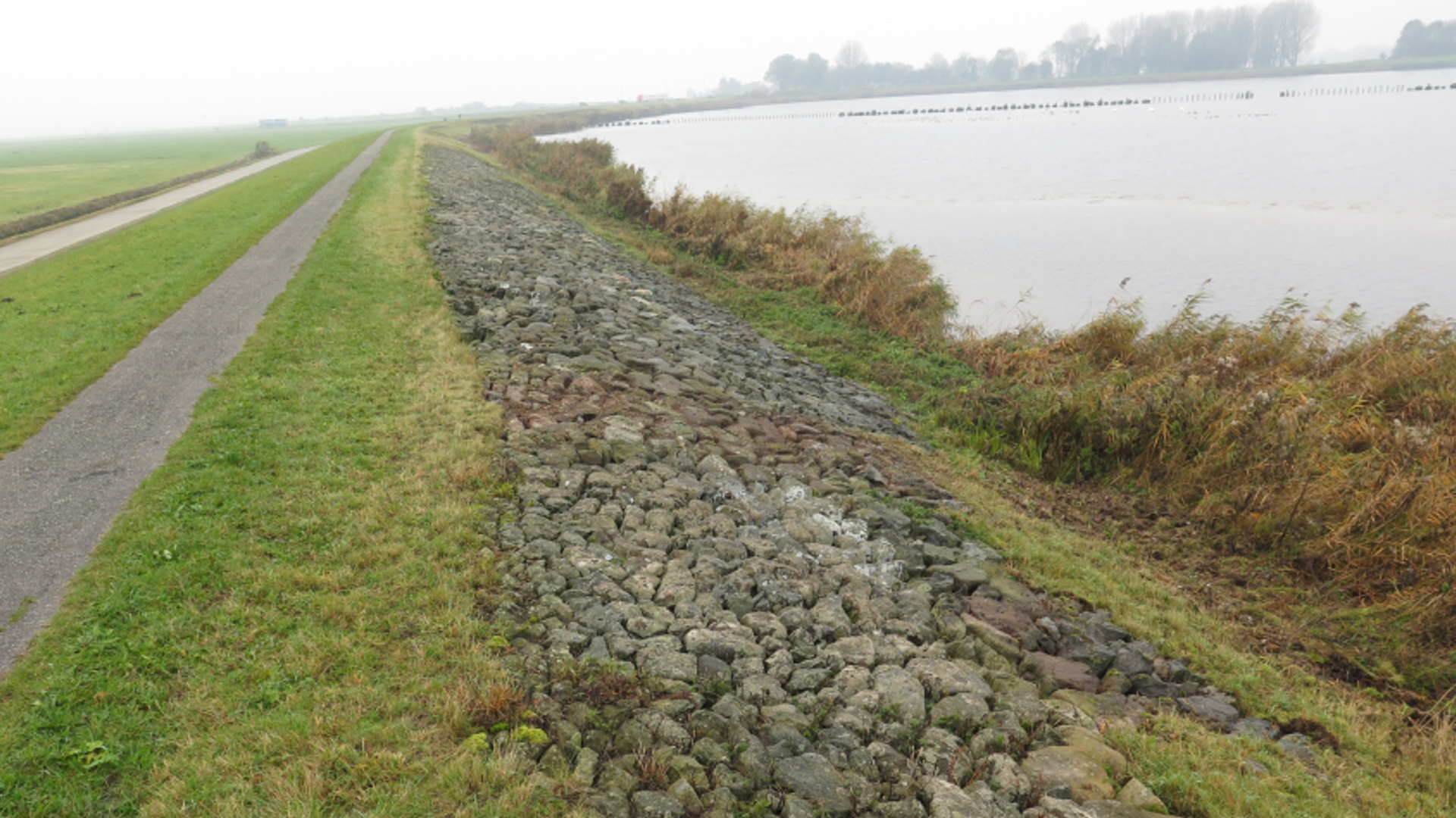 Oude zeedijk Putten
