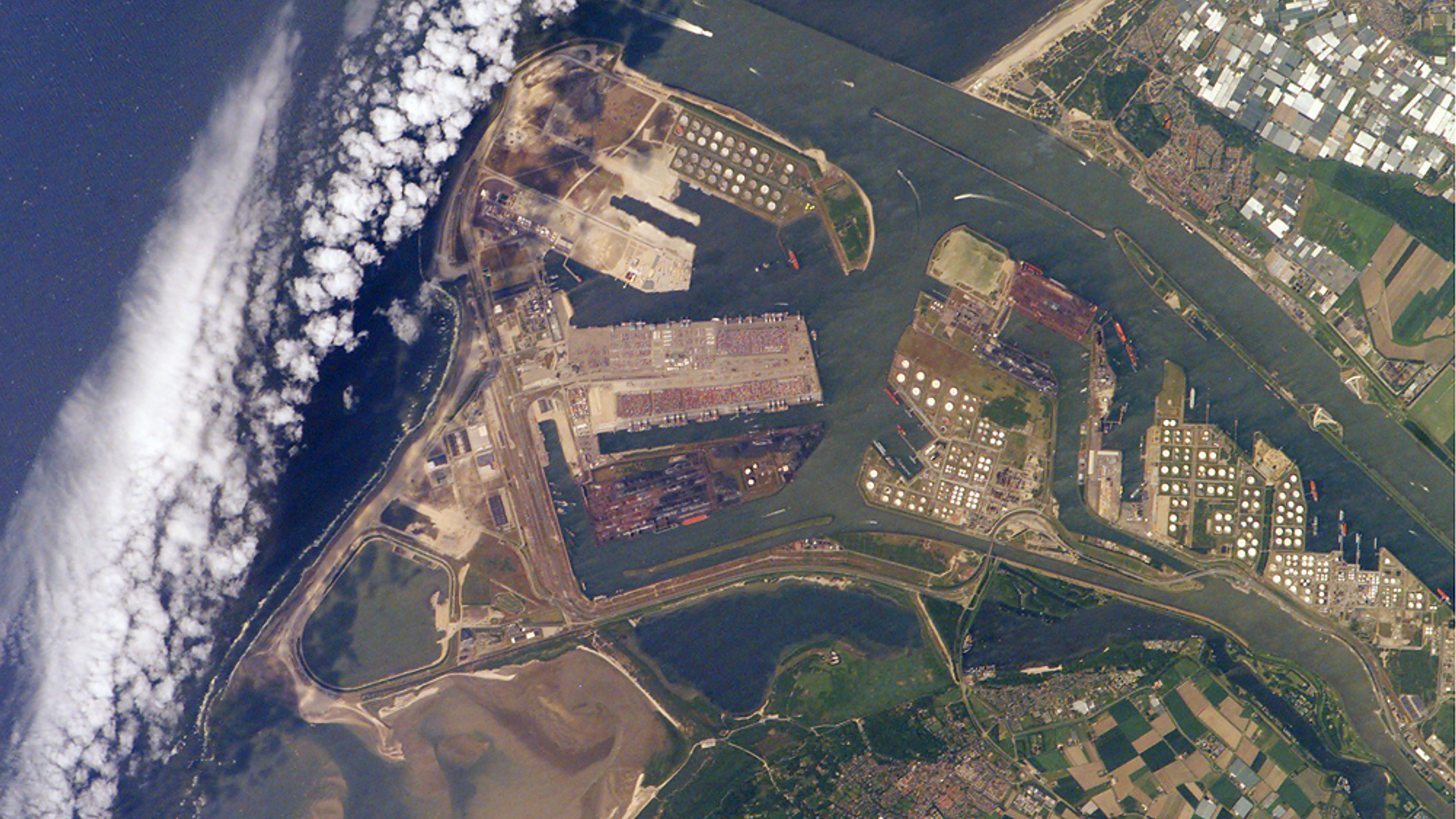maasvlakte.jpg