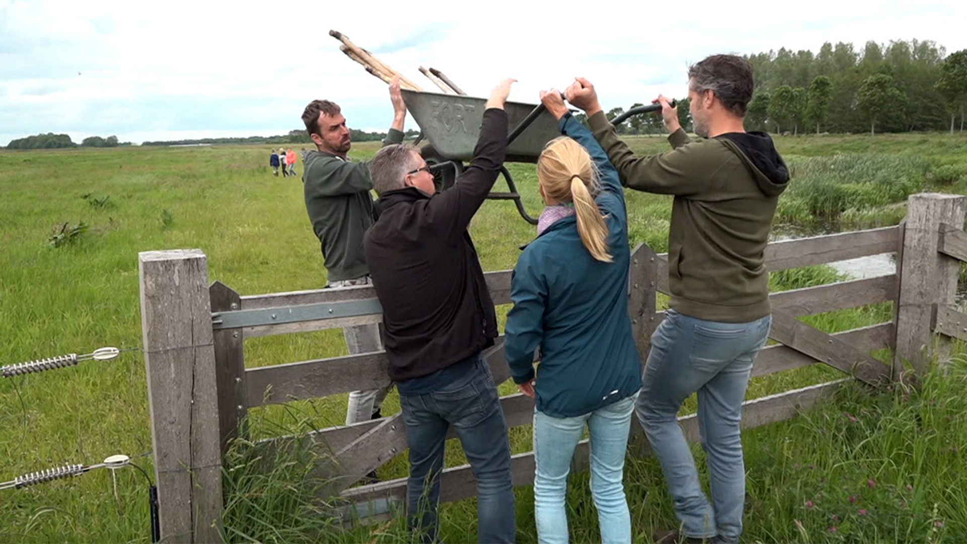 vrijwilligers_buizen_hunzedal