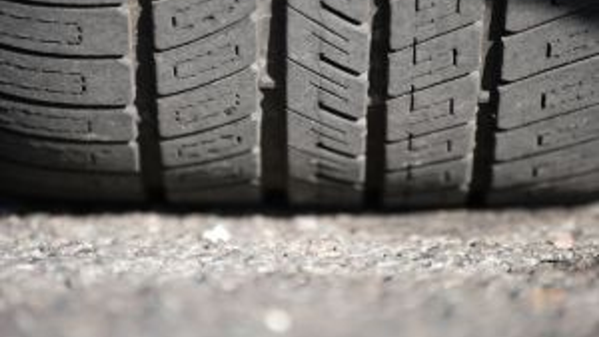 806907_on_road_03.jpg