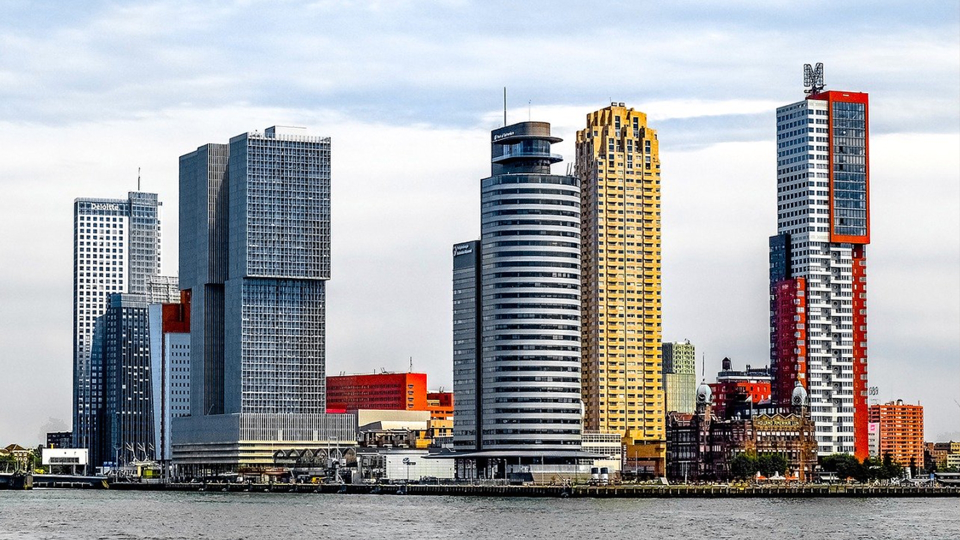 Rotterdam gebouwen bedrijven_pixabay