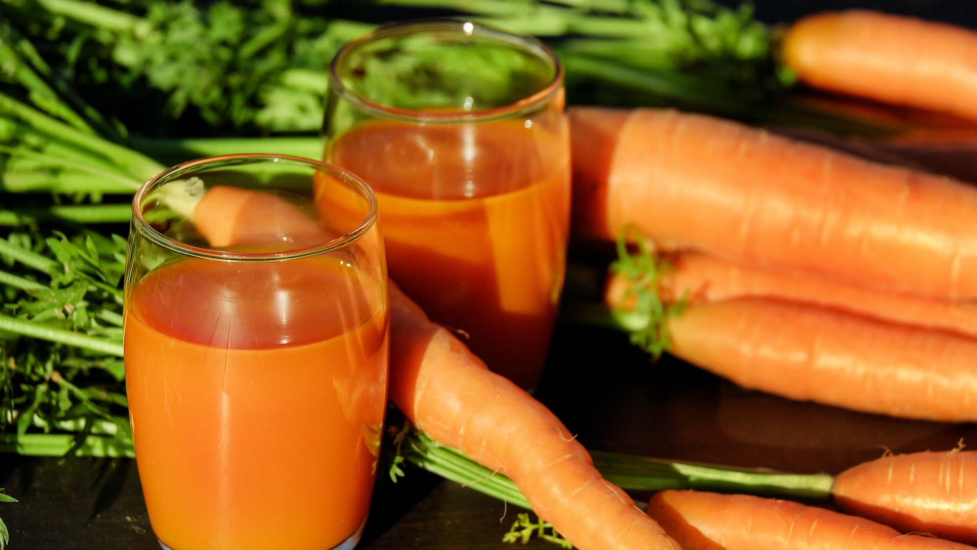 carrot-juice-gecbd1eb54_1920