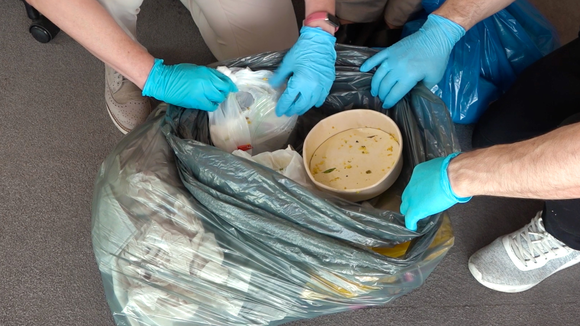 Euro Boete Voor Afval Op Straat In Enschede Vroege Vogels Bnnvara