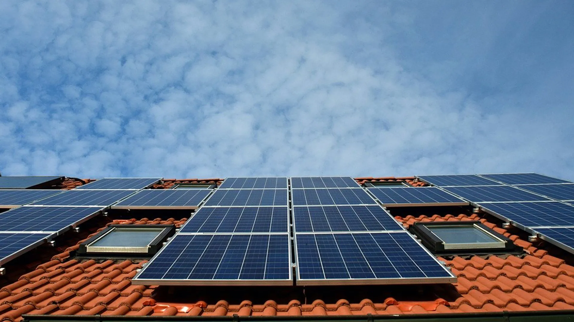Afbeelding van Productie zonnepanelen staat klimaatdoelen bouwsector in de weg
