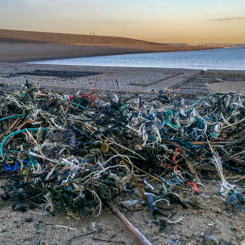 Jutters Katwijk pakken het kleinste plastic aan