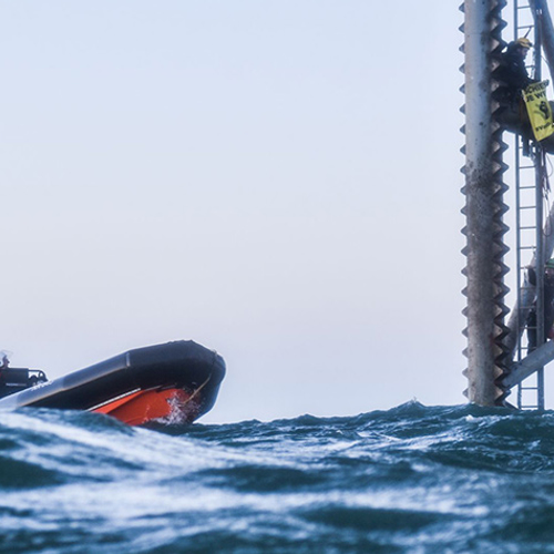 Greenpeace-actie tegen gasboringen bij Schiermonnikoog