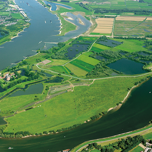 Kabinet scherpt regels voor bouw langs grote rivieren aan