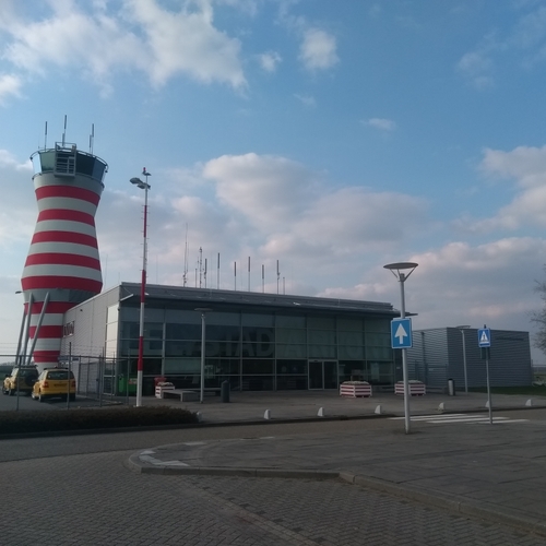 Afbeelding van OM onderzoekt mogelijk valse berekening uitstoot Lelystad Airport