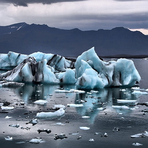 Hoogste gletsjer ter wereld verloor in kwarteeuw 55 meter ijs
